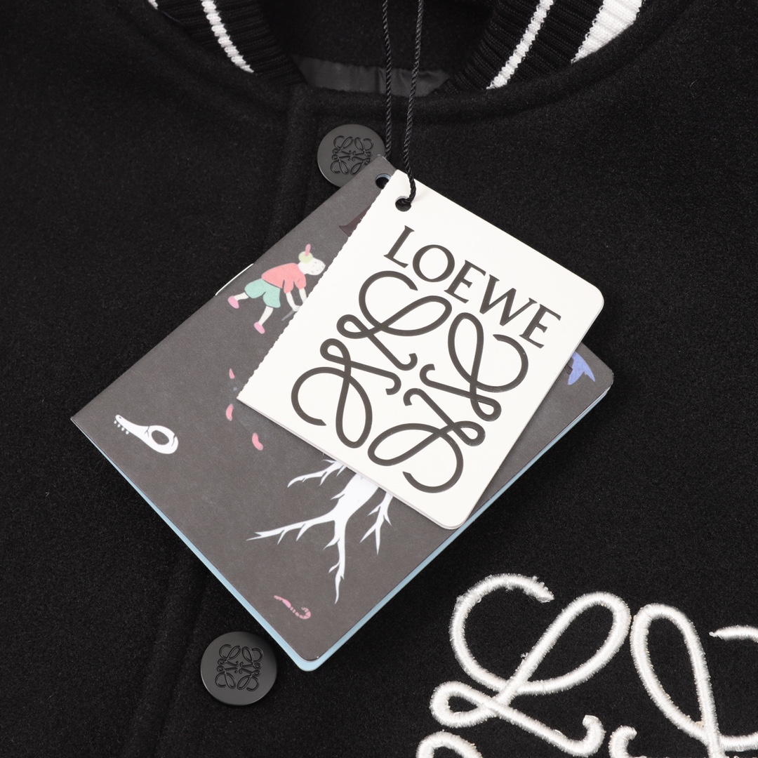 【LOEWE  公式旗艦店】ロエベ  ジャケット着 ご好評に付き再入荷！241021