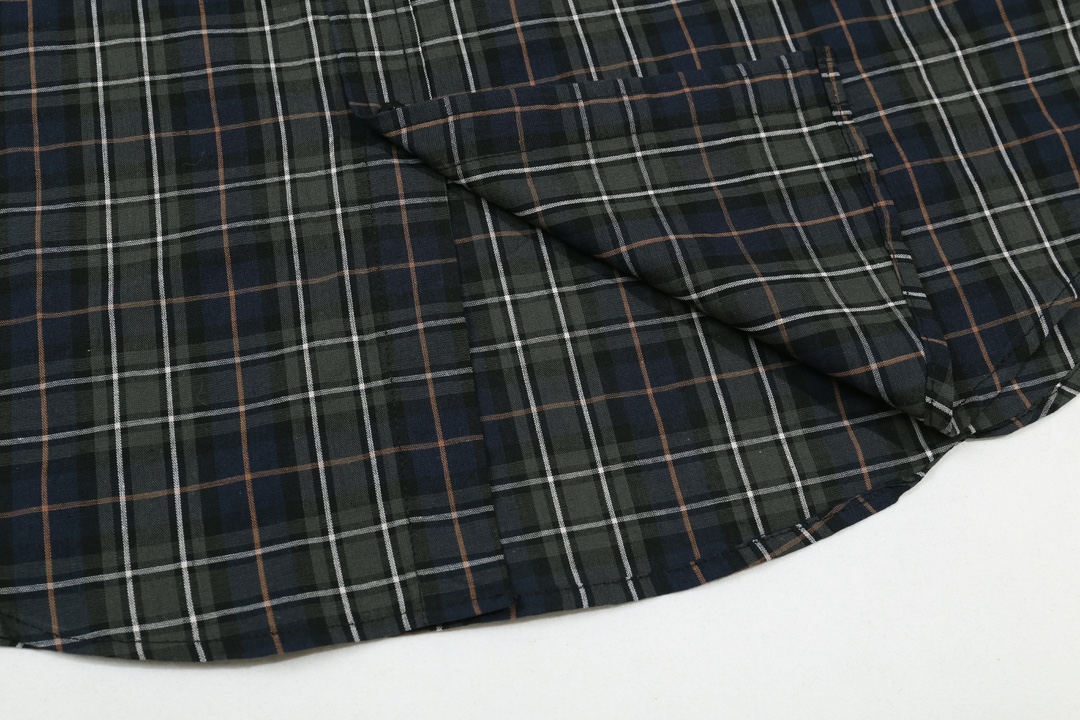 【BALENCIAGA 公式旗艦店】バレンシアガ  シャツ ご好評に付き再入荷 240802