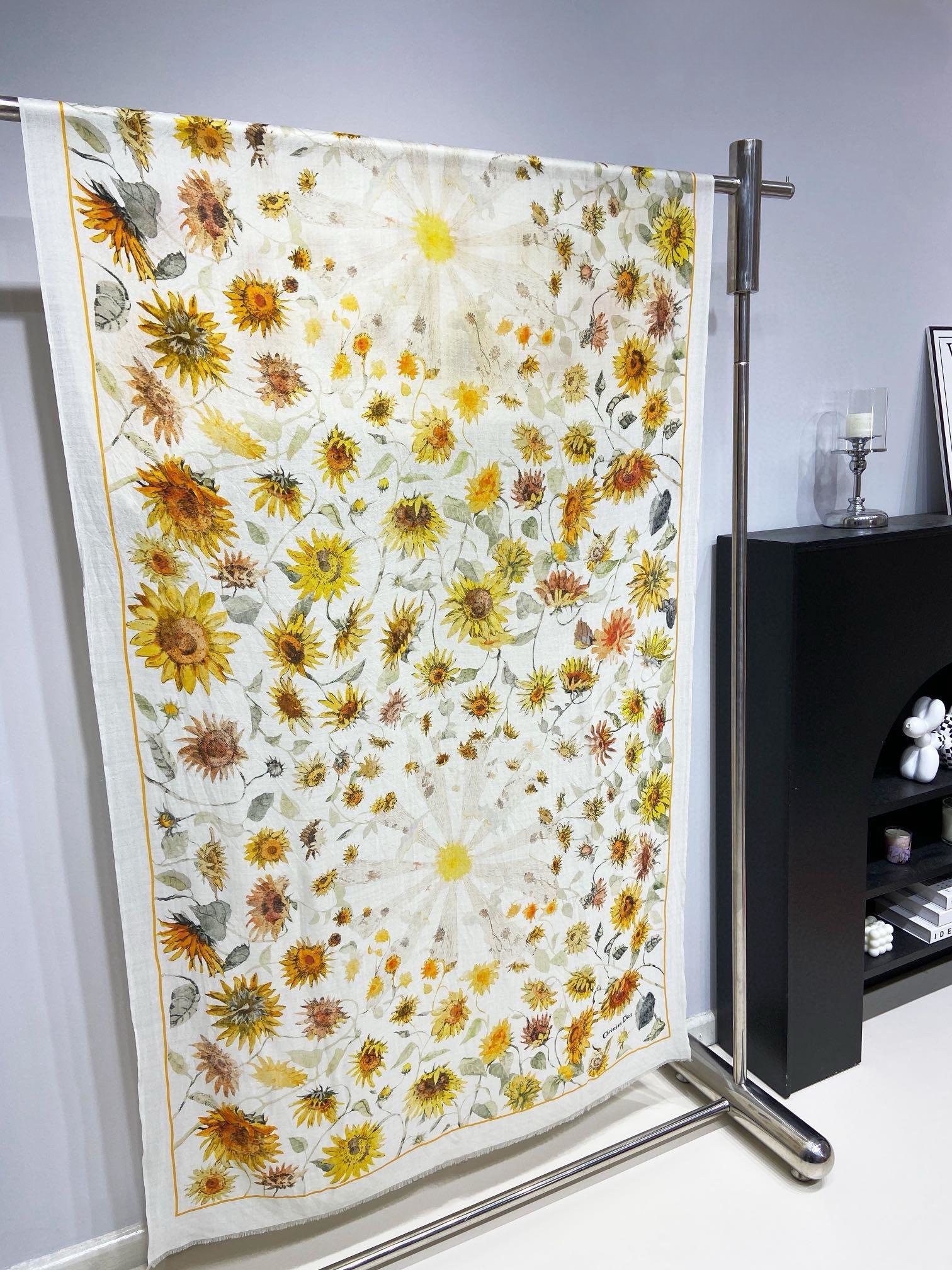 【DIOR  ディオール 】スカーフ  200*110cm  241108