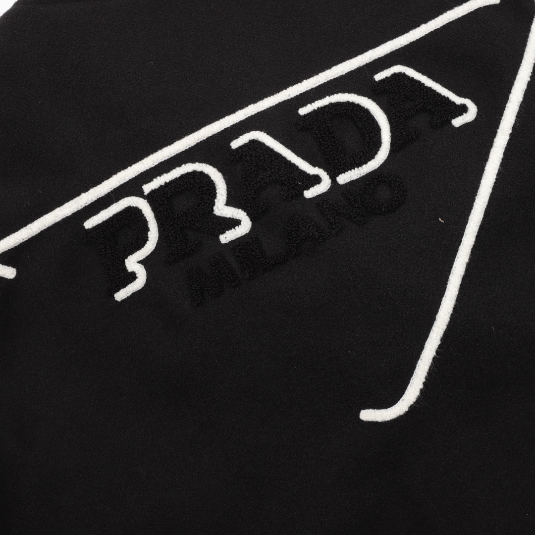 【PRADA  公式旗艦店】プラダ   ジャケット着 好評に付き再入荷！241028