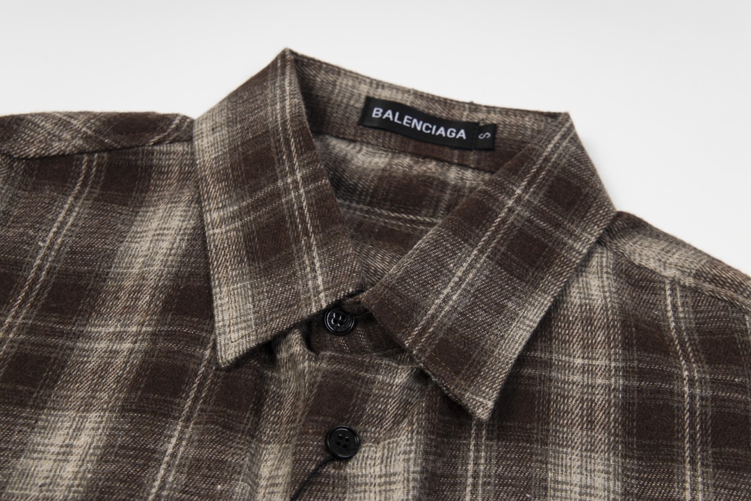 【BALENCIAGA 公式旗艦店】バレンシアガ  シャツ ご好評に付き再入荷241119