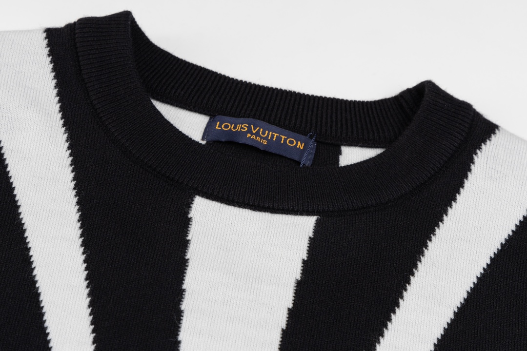 【LOUIS VUITTON 公式旗艦店】ルイヴィトン  セーター好評に付き再入荷！ 241029