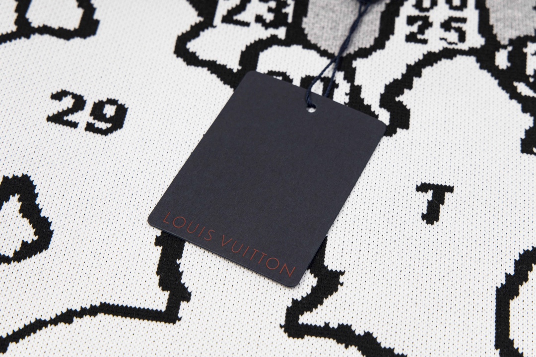 【LOUIS VUITTON 公式旗艦店】ルイヴィトン  セーター好評に付き再入荷！ 241029
