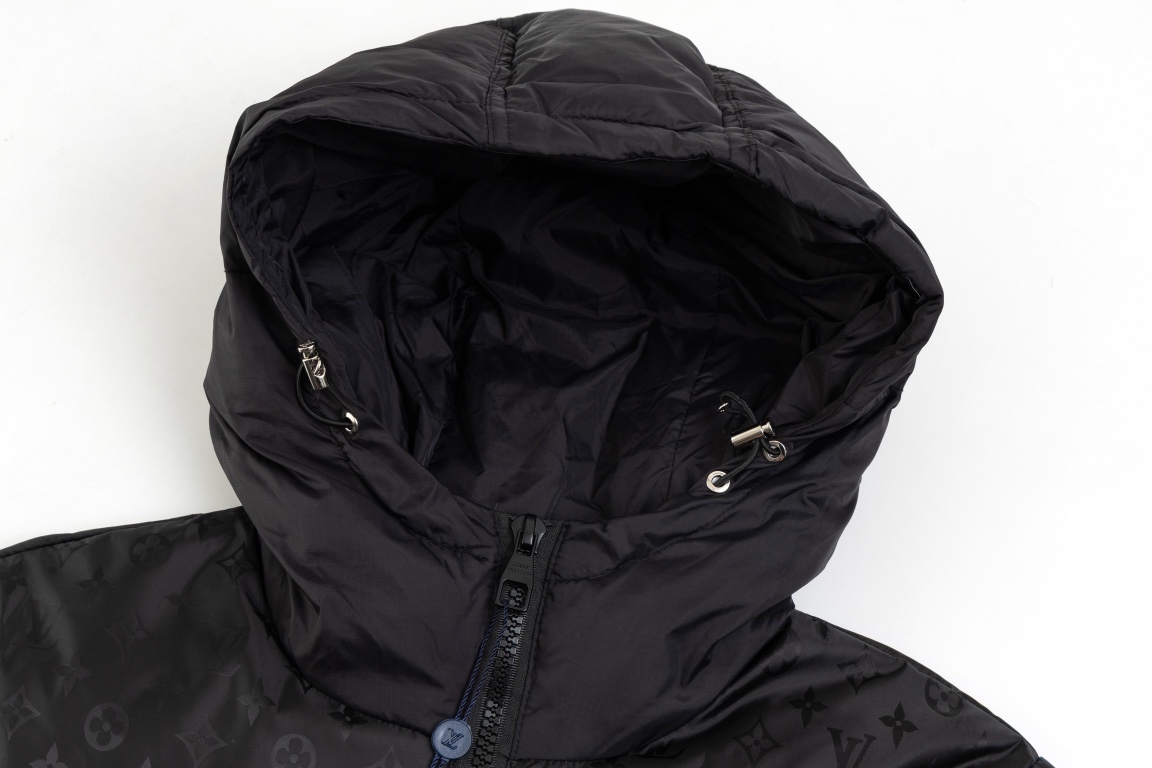 【LOUIS VUITTON  公式旗艦店】ルイヴィトン ダウンジャケット好評に付き再入荷！241112