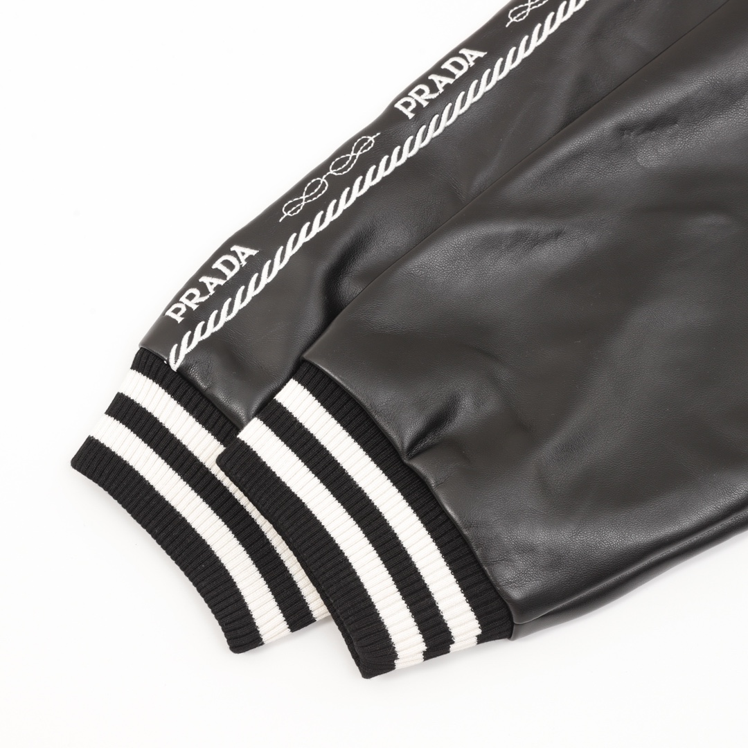 【PRADA  公式旗艦店】プラダ  ジャケット着 好評に付き再入荷！241028