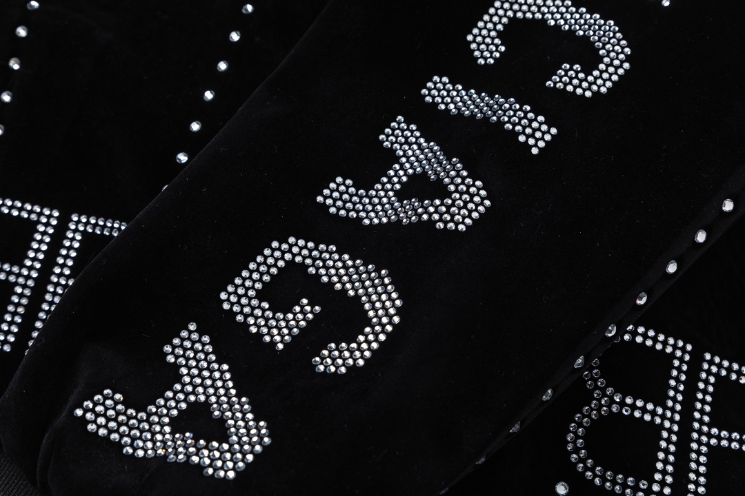 【BALENCIAGA  公式旗艦店】バレンシアガ   野球着 ジャケット着 好評に付き再入荷！241028