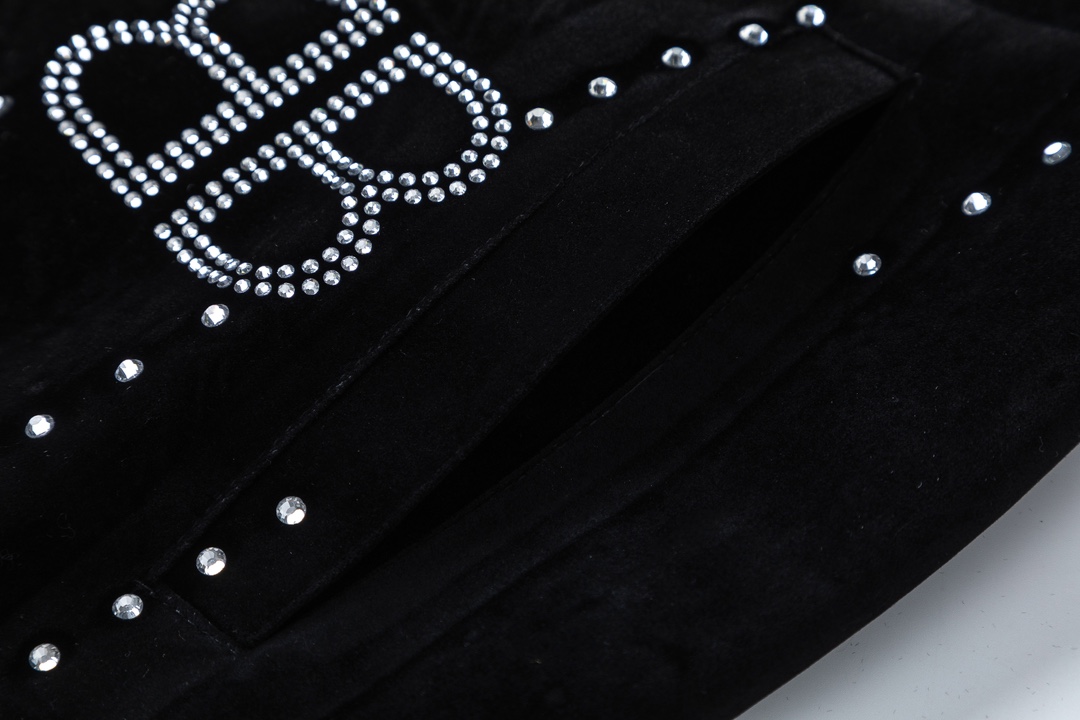 【BALENCIAGA  公式旗艦店】バレンシアガ   野球着 ジャケット着 好評に付き再入荷！241028