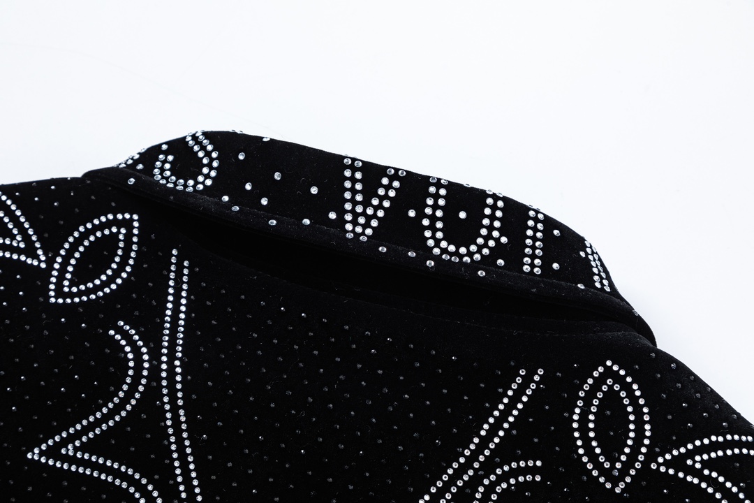 【LOUIS VUITTON  公式旗艦店】ルイヴィトン  野球着 ジャケット着 好評に付き再入荷！