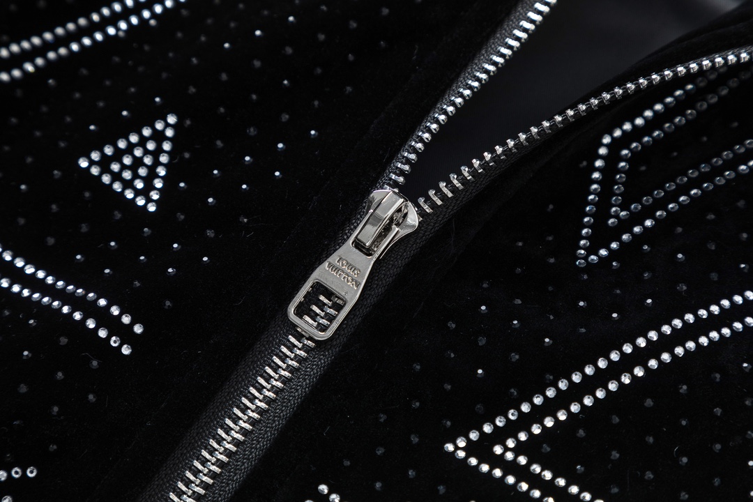 【LOUIS VUITTON  公式旗艦店】ルイヴィトン  野球着 ジャケット着 好評に付き再入荷！