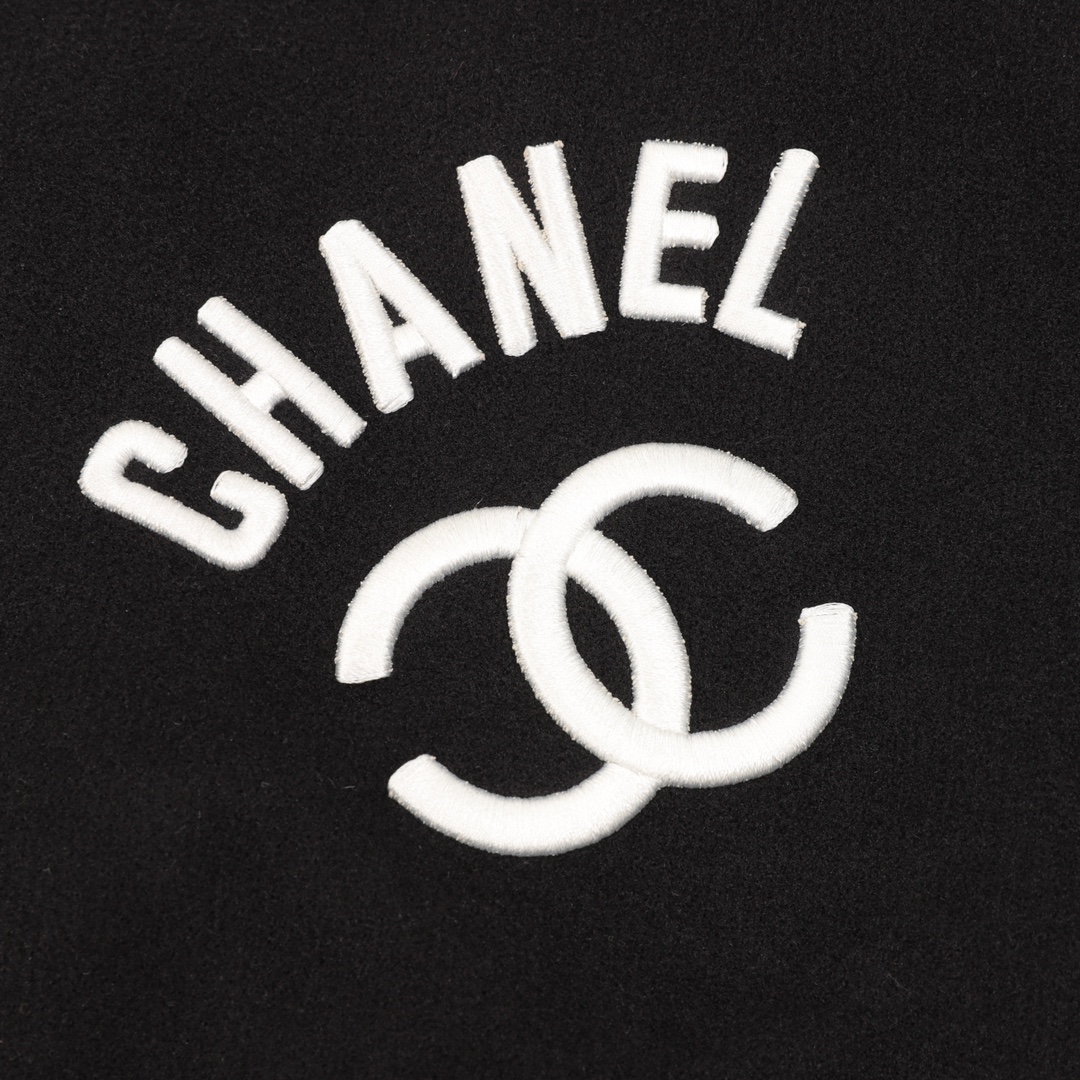 【CHANEL  公式旗艦店】シャネル   ジャケット着 好評に付き再入荷！241111