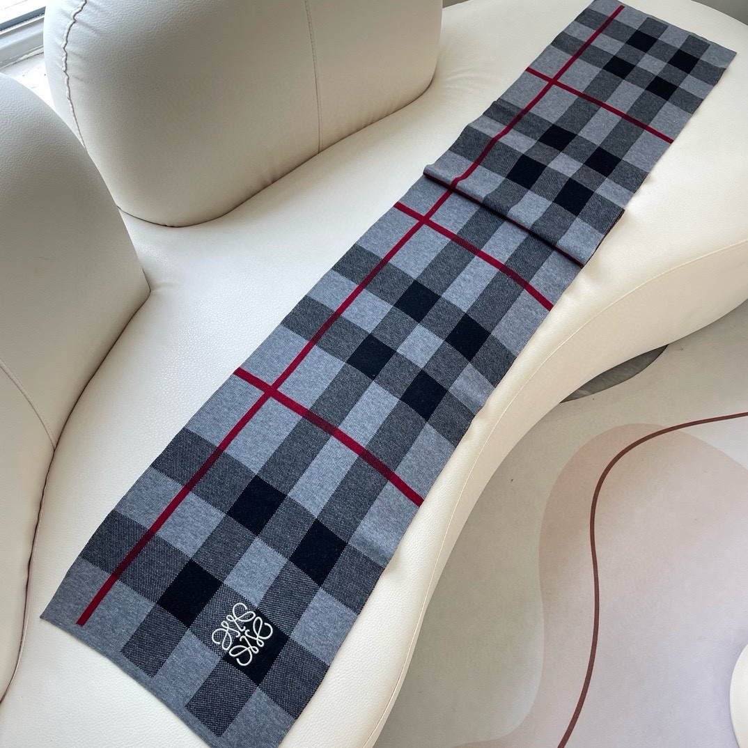 【LOEWE ロエベ】スカーフ32*180CM   241109