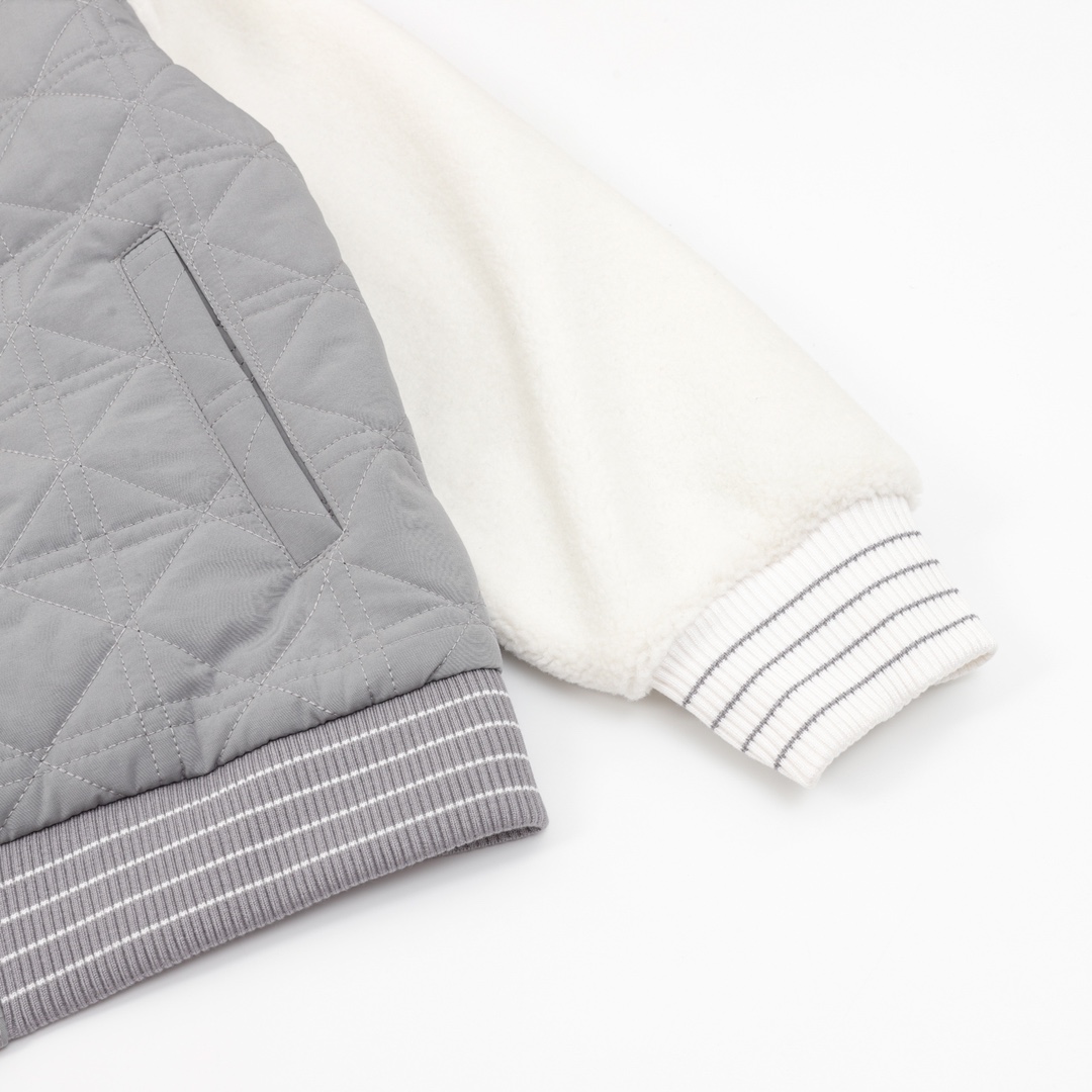 【DIOR  公式旗艦店】ディオール ジャケット着 好評に付き再入荷！