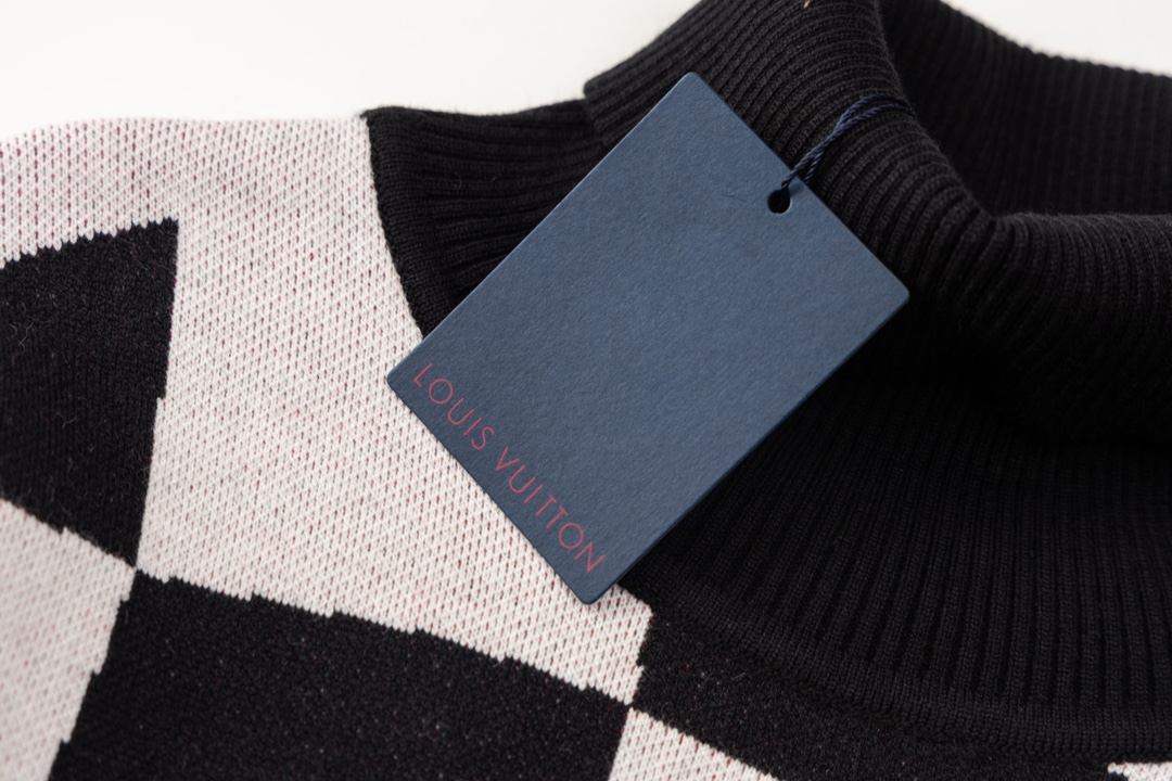 【LOUIS VUITTON 公式旗艦店】ルイヴィトン  セーター好評に付き再入荷！ 241029