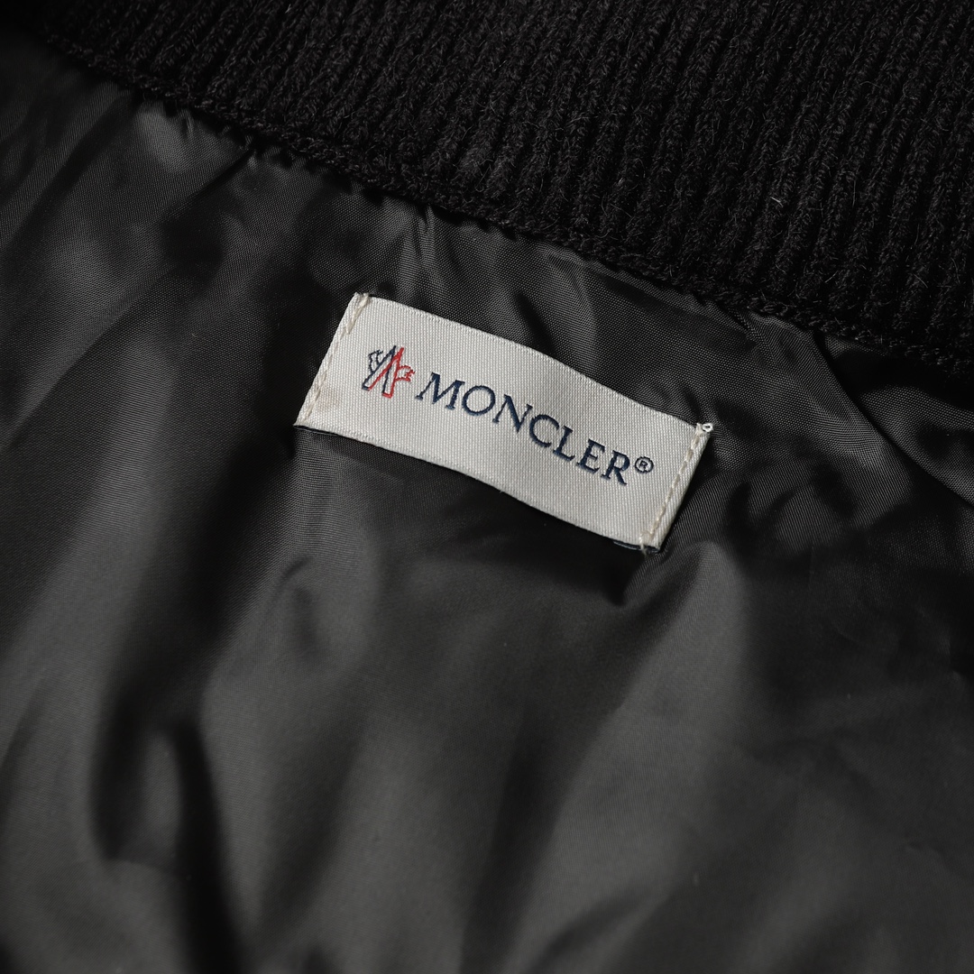 【MONCLER 公式旗艦店】モンクレール  ダウンジャケット好評に付き再入荷！ 241113