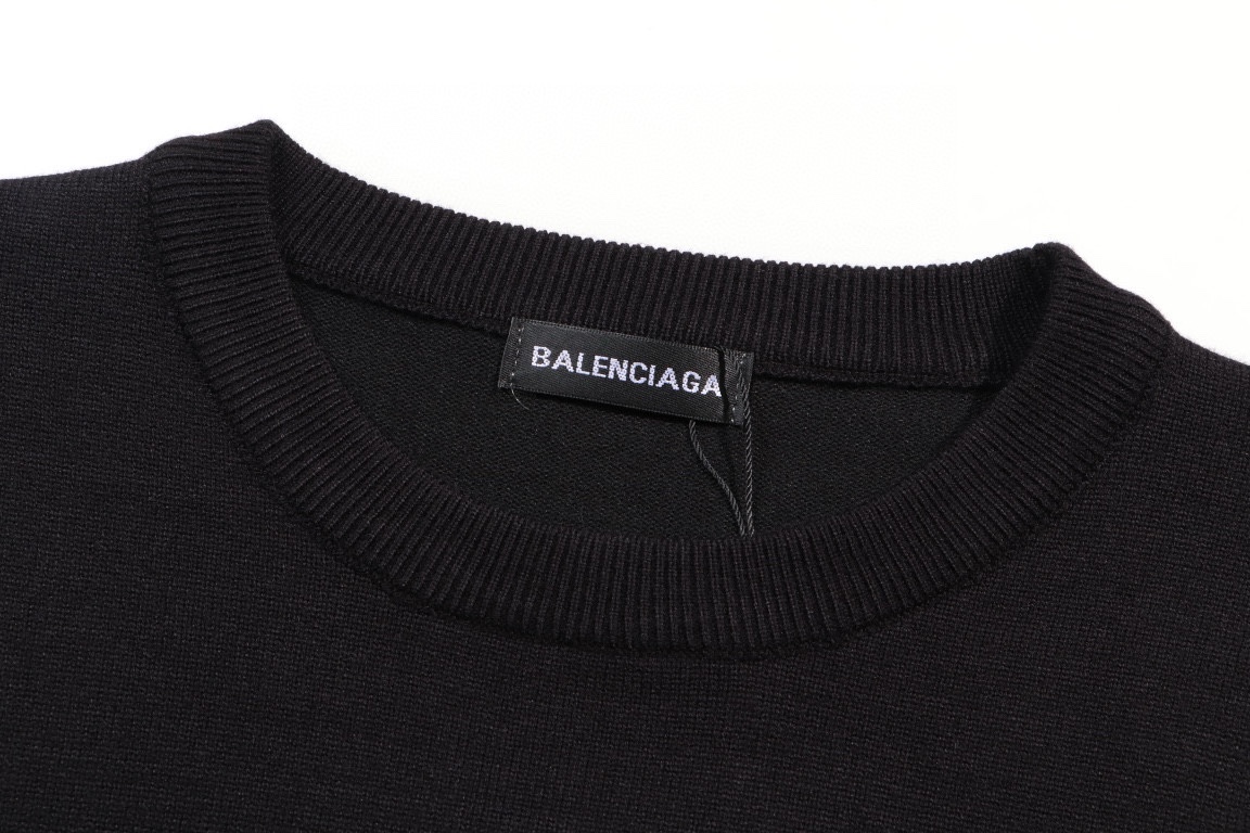 【BALENCIAGA  公式旗艦店】バレンシアガ   セーター好評に付き再入荷！ 241031