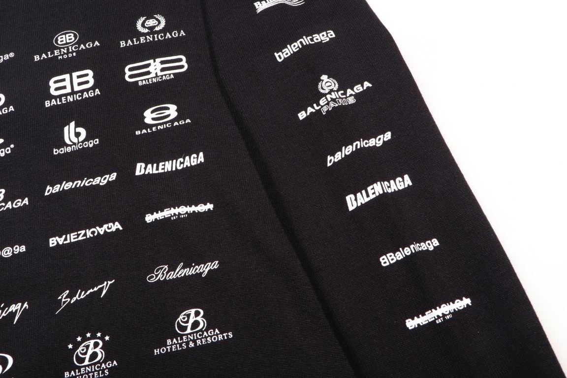 【BALENCIAGA  公式旗艦店】バレンシアガ   セーター好評に付き再入荷！ 241031