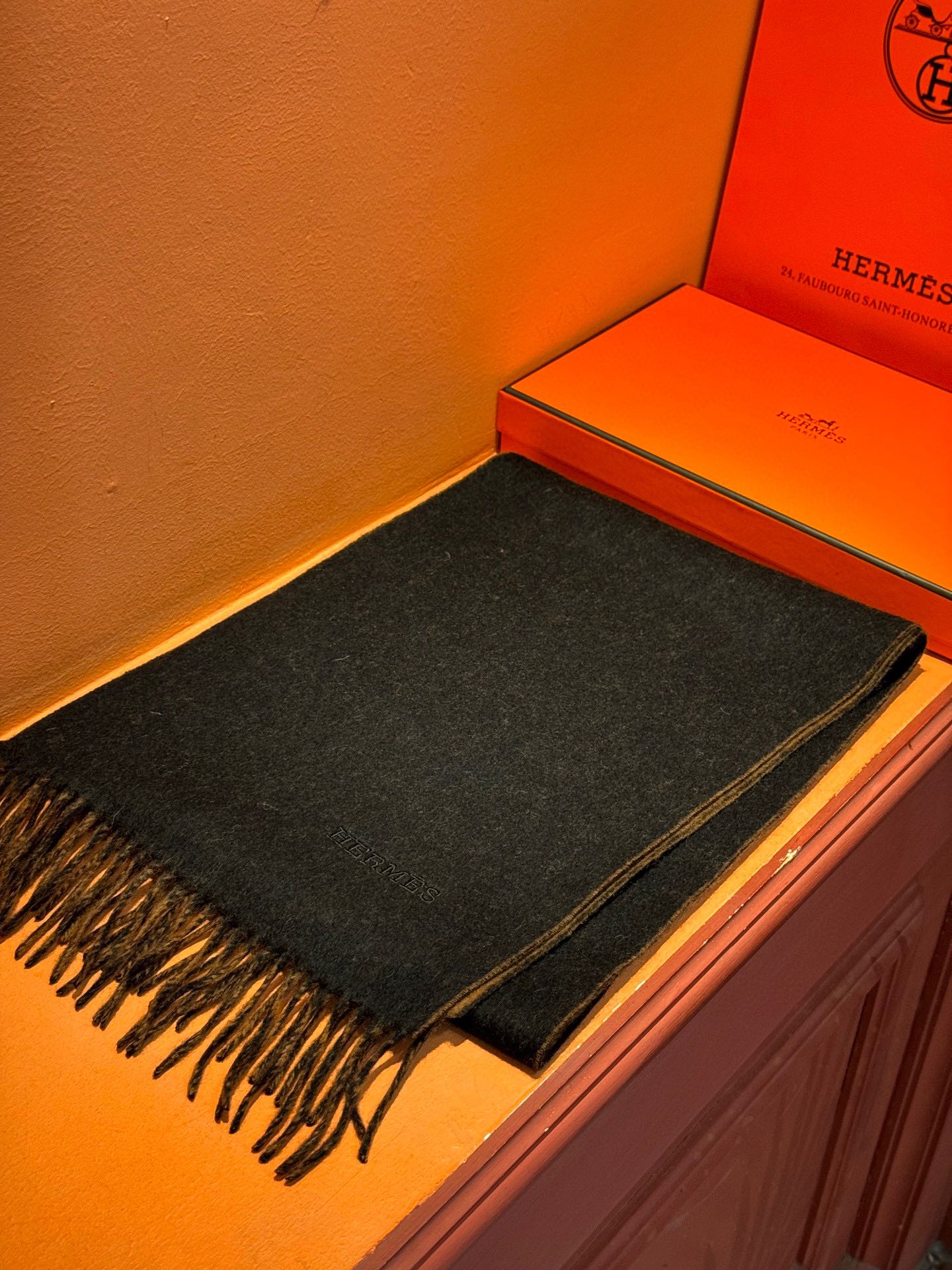 【HERMES エルメス 】スカーフ   30*180CM  241109