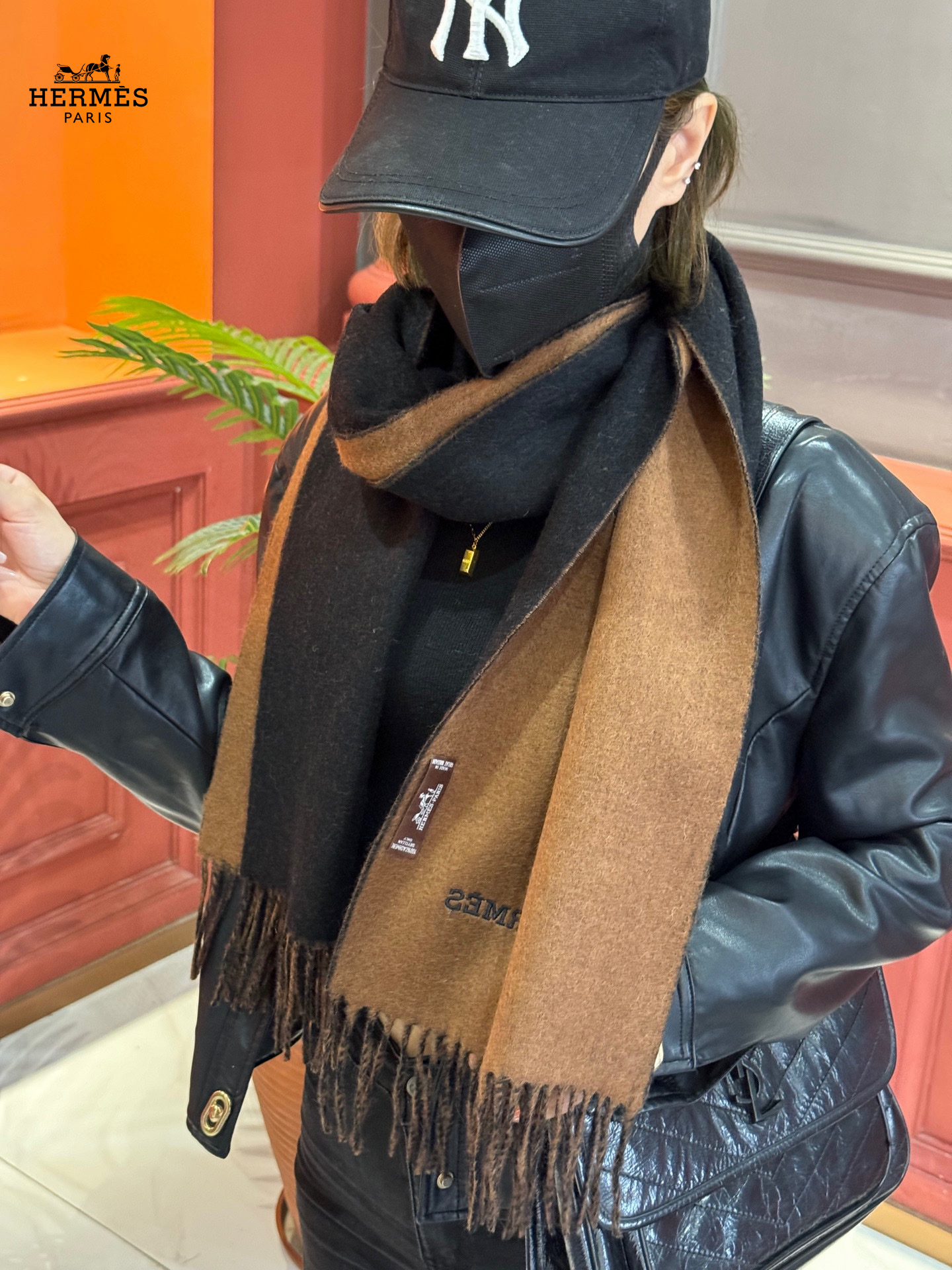 【HERMES エルメス 】スカーフ   30*180CM  241109