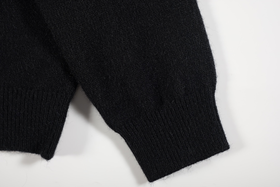 LV【LOUIS VUITTON 公式旗艦店】ルイヴィトン  セーター好評に付き再入荷！241104