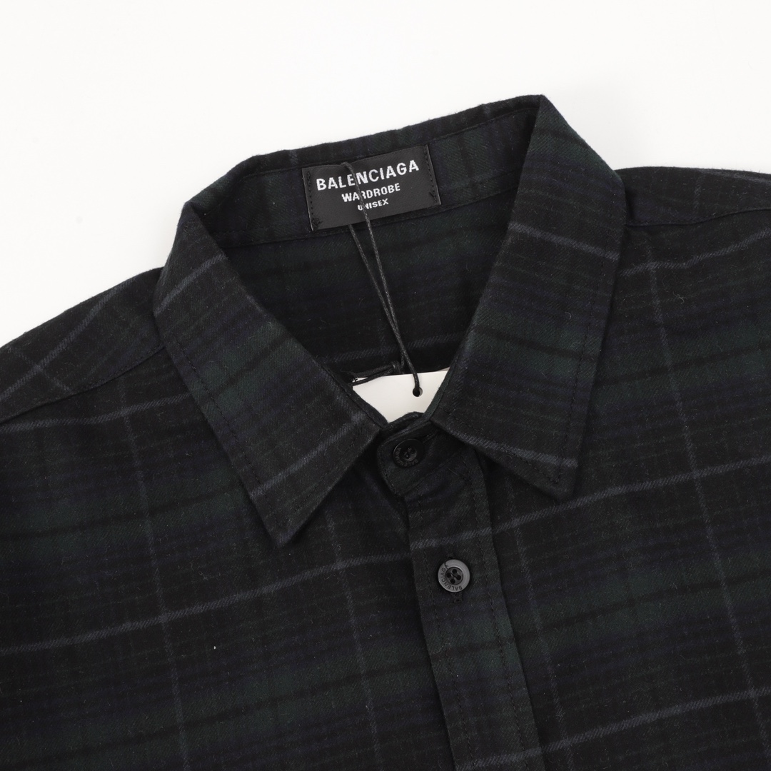 【BALENCIAGA 公式旗艦店】バレンシアガ  シャツ ご好評に付き再入荷  241119