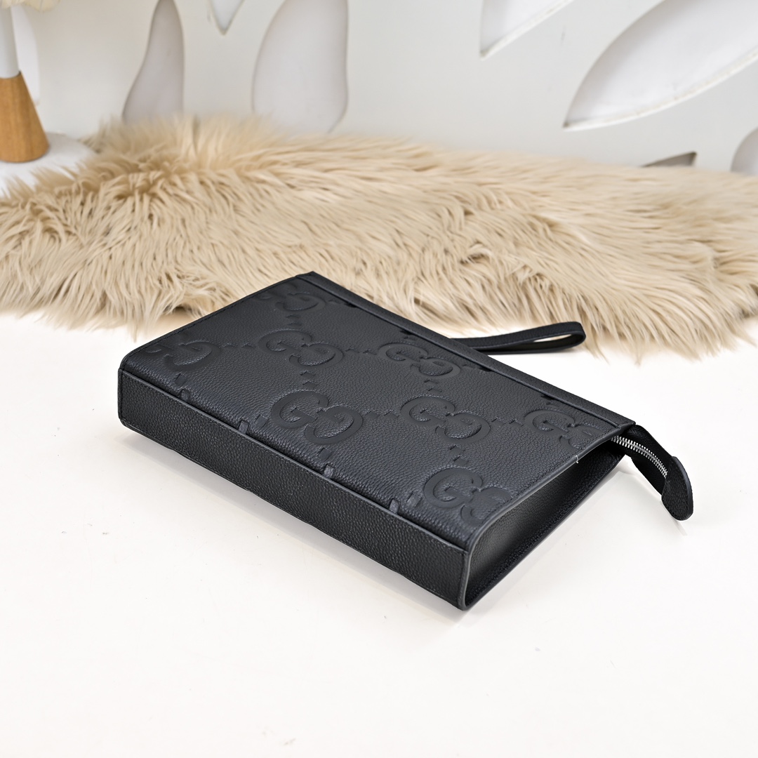 【GUCCI  公式 旗艦店】 グッチ   クラッチバッグ 当日出荷 好評に付き再入荷！27*20*5CM  241101