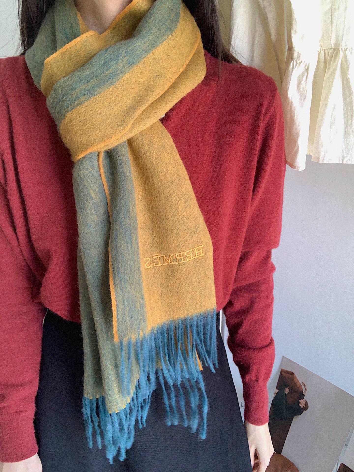 【HERMES エルメス 】スカーフ   35*190CM  241109