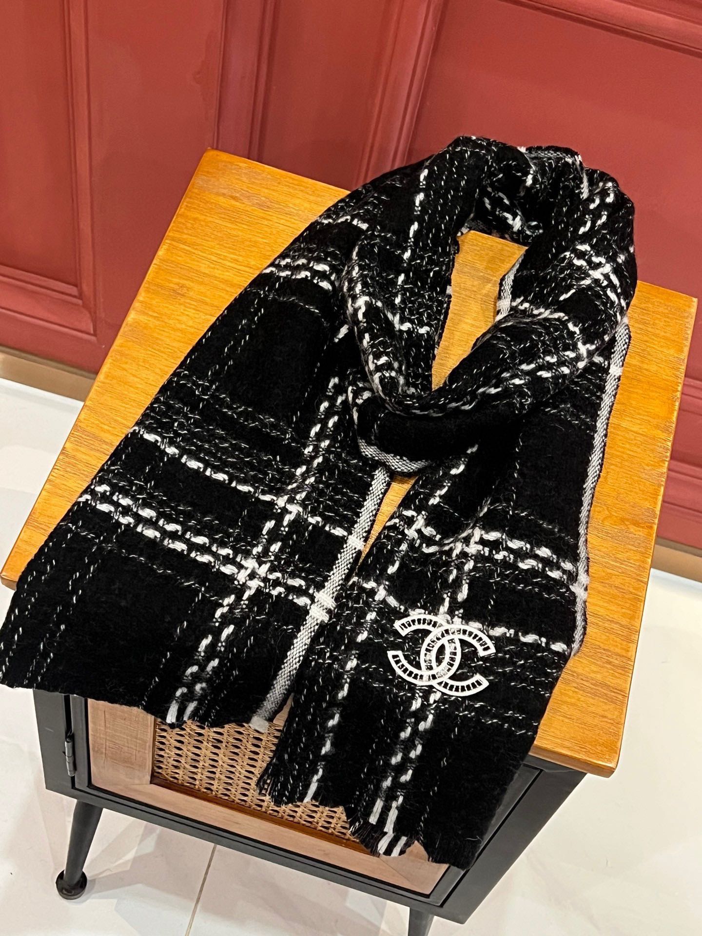 【CHANEL  シャネル 】スカーフ185*30CM 241107