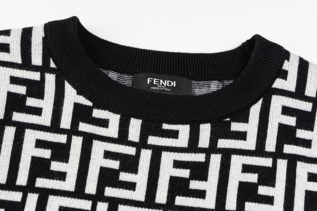 [Copy]【FENDI 公式旗艦店】フェンディ   セーター好評に付き再入荷！ 241116