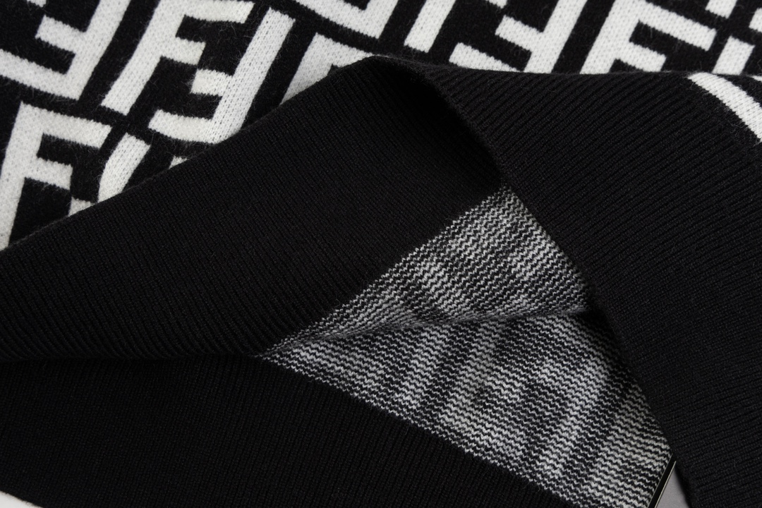 [Copy]【FENDI 公式旗艦店】フェンディ   セーター好評に付き再入荷！ 241116