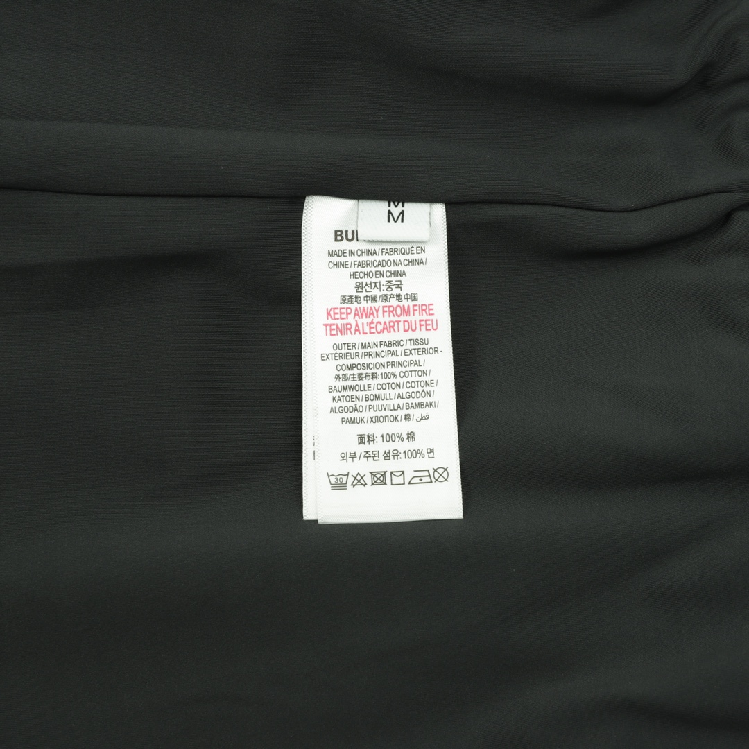 【BURBERRY  公式旗艦店】バーバリー   ジャケット着 好評に付き再入荷！241112