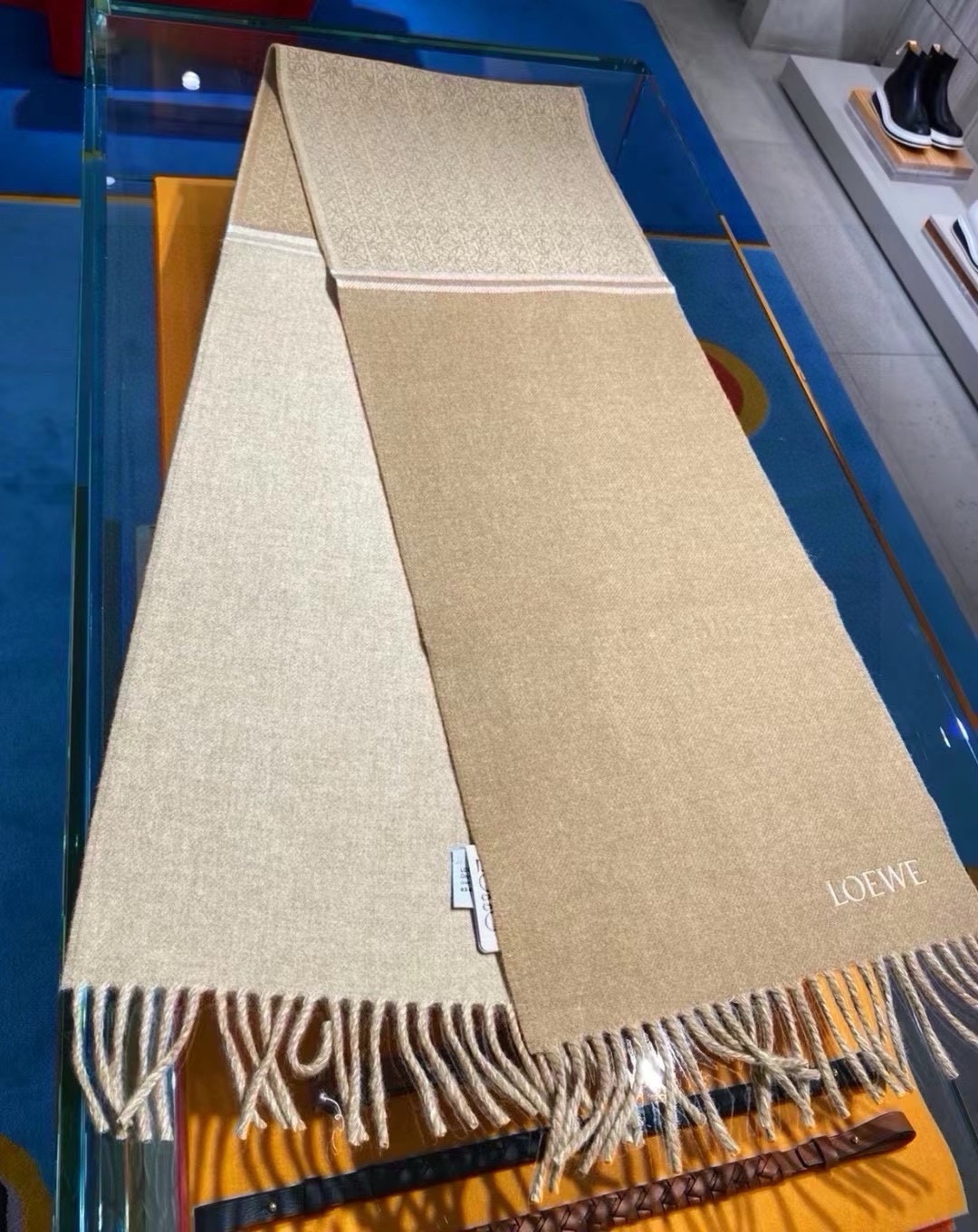 【LOEWE ロエベ】スカーフ 180*30CM   241109