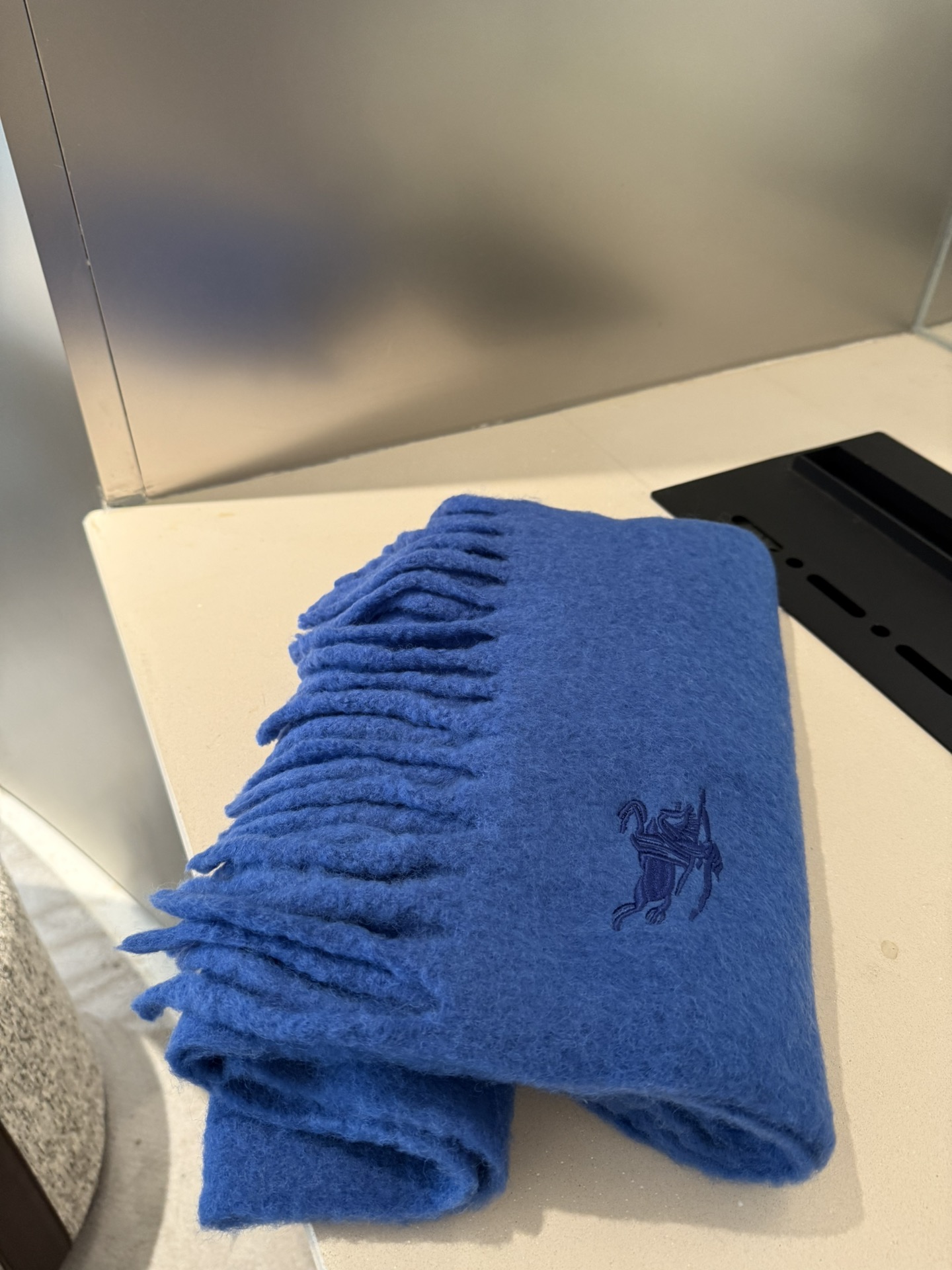 【BURBERRY  バーバリー】スカーフ23*185CM  241108