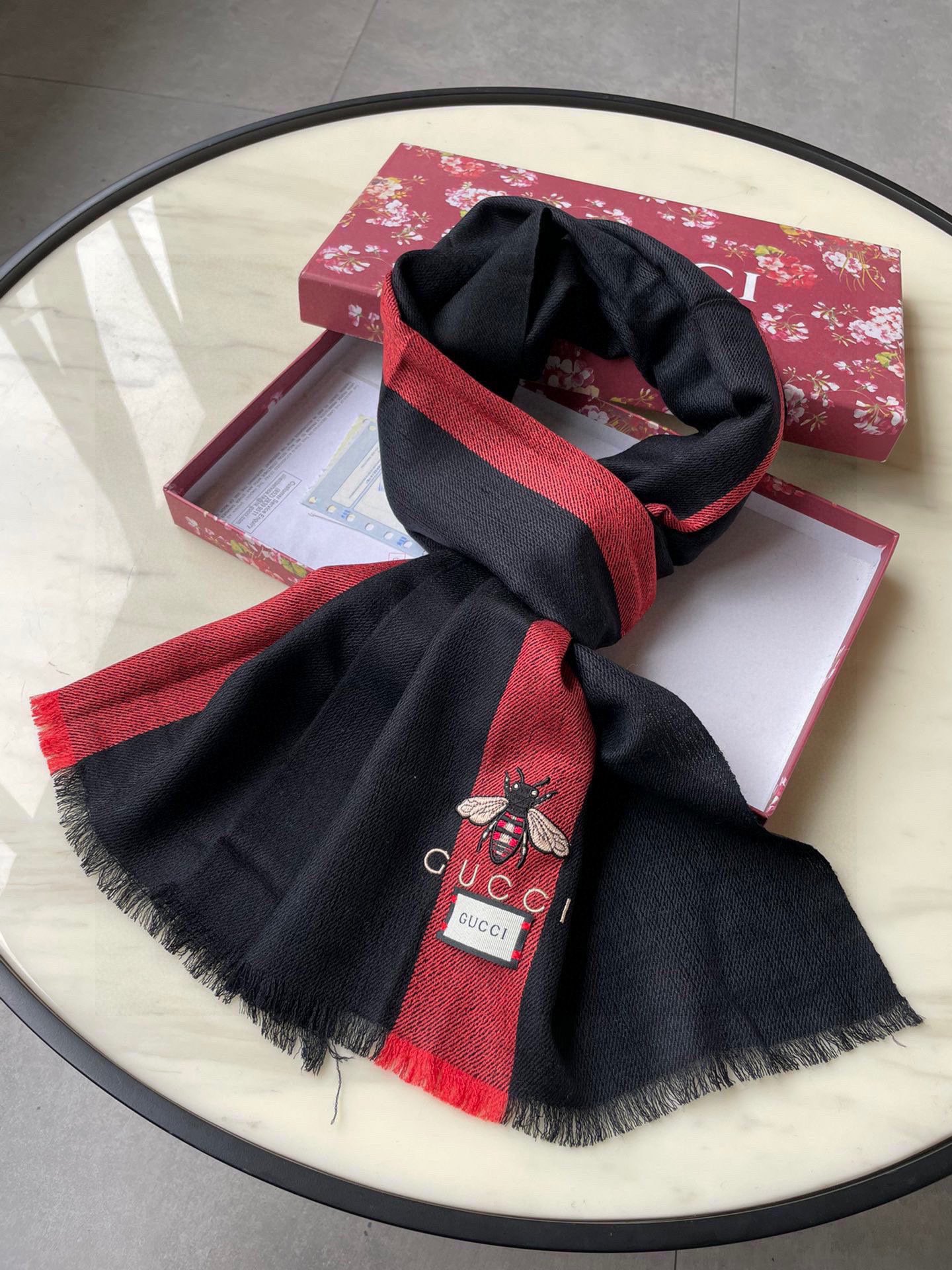 【GUCCI グッチ】スカーフ35*200CM  241108