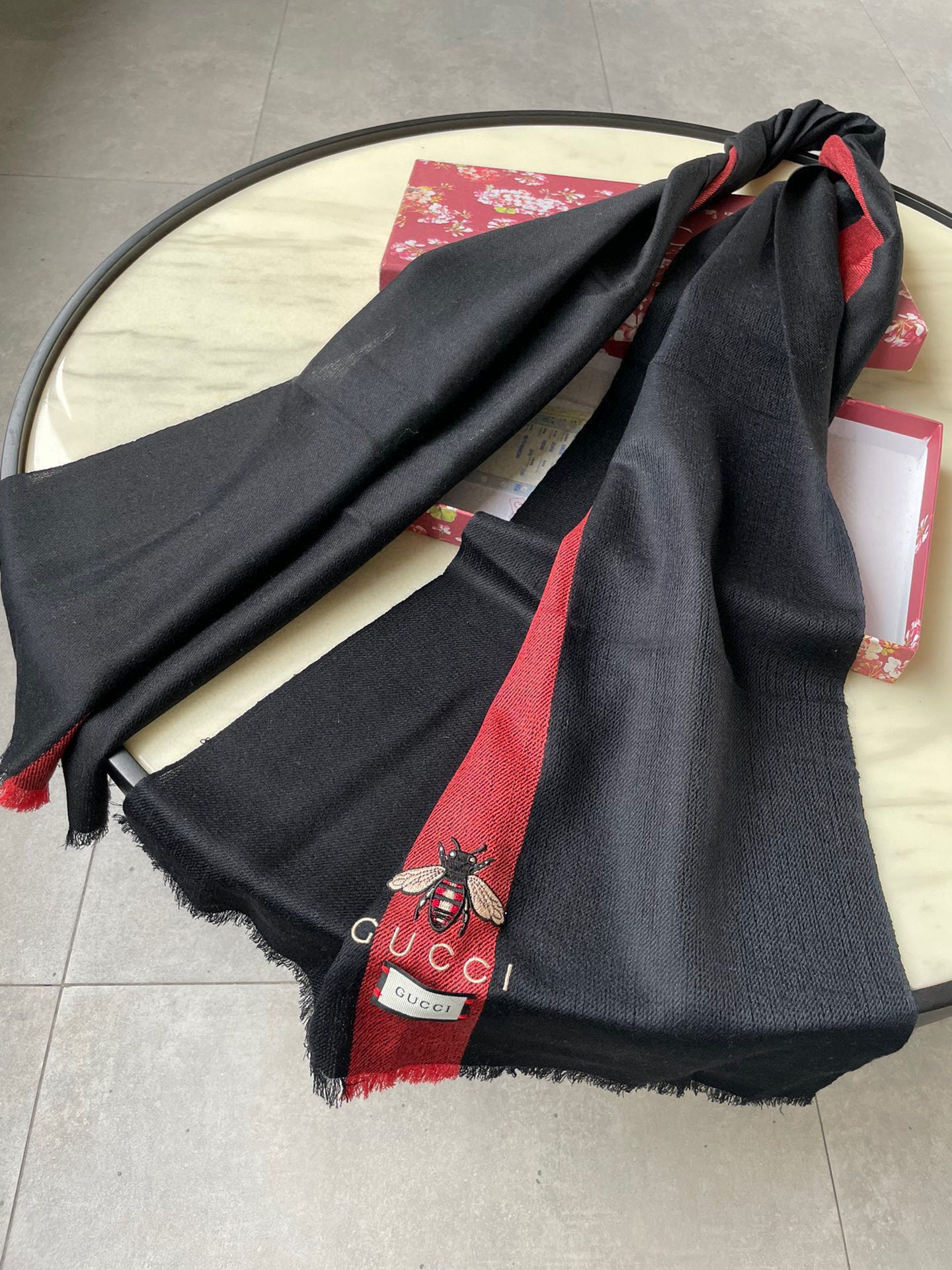 【GUCCI グッチ】スカーフ35*200CM  241108