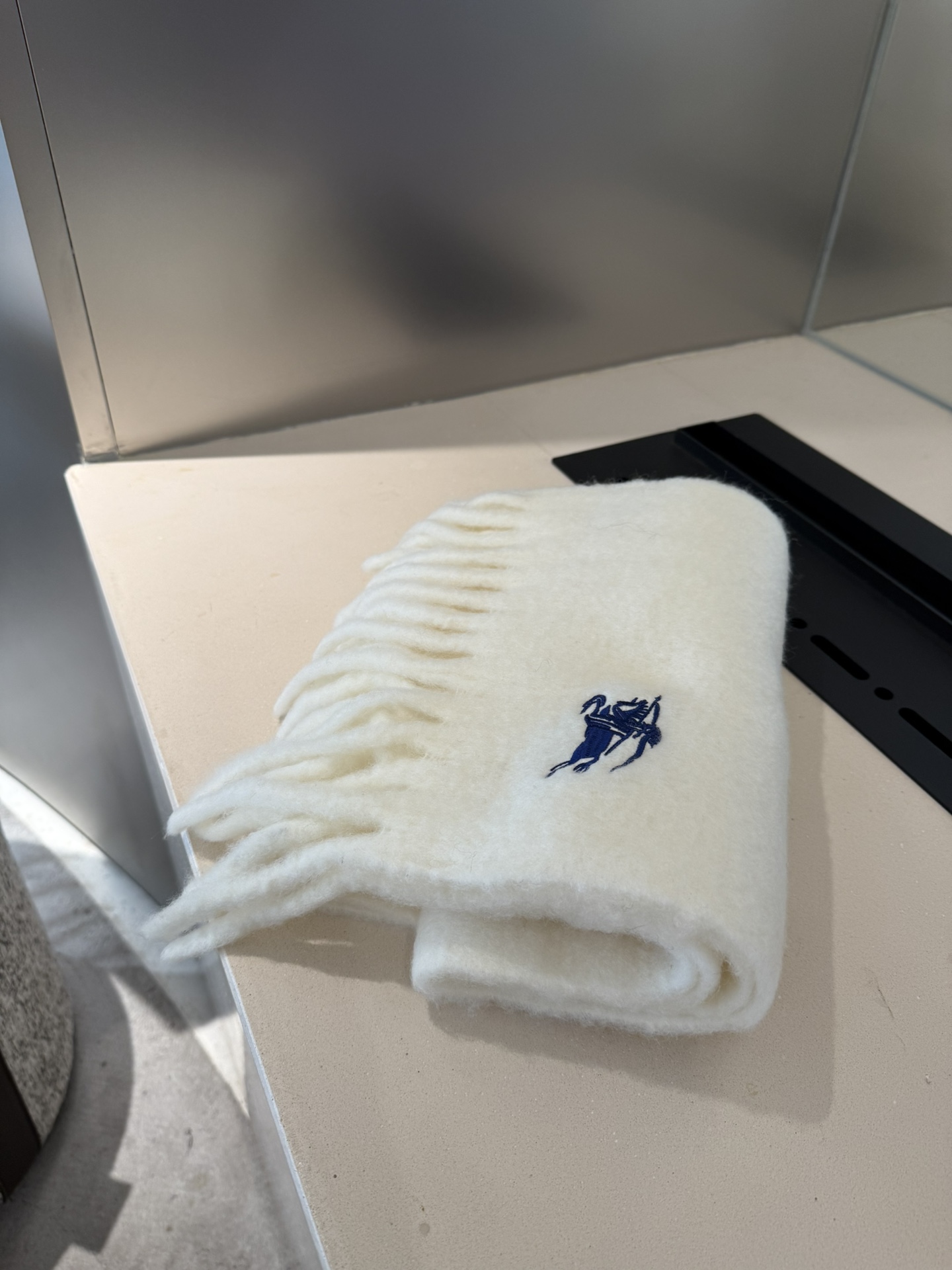 【BURBERRY  バーバリー】スカーフ23*185CM  241108