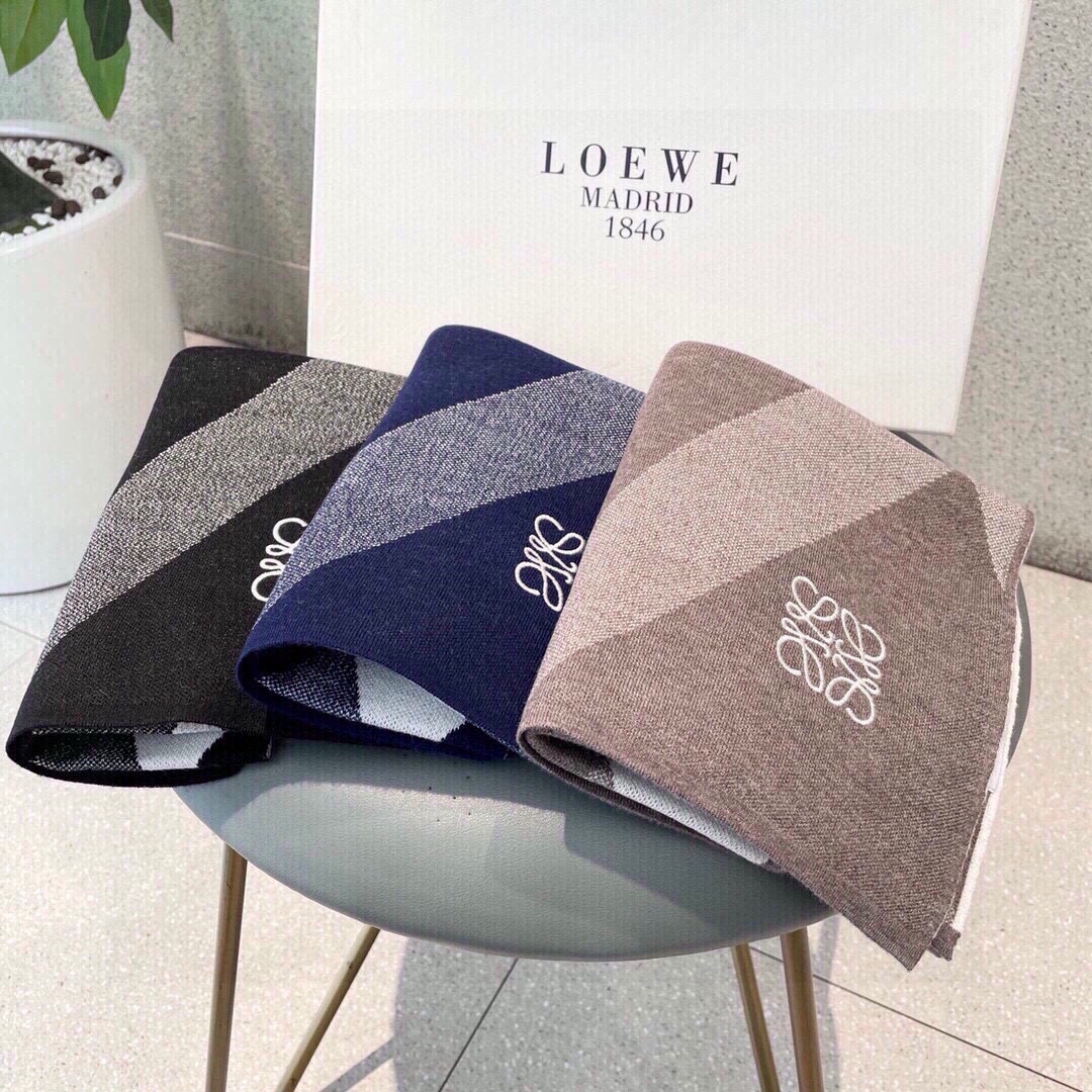 【LOEWE ロエベ】スカーフ32*180CM   241109