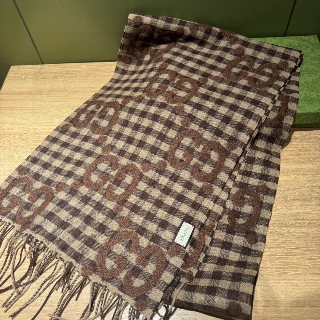 【GUCCI グッチ】スカーフ35*220CM  241108