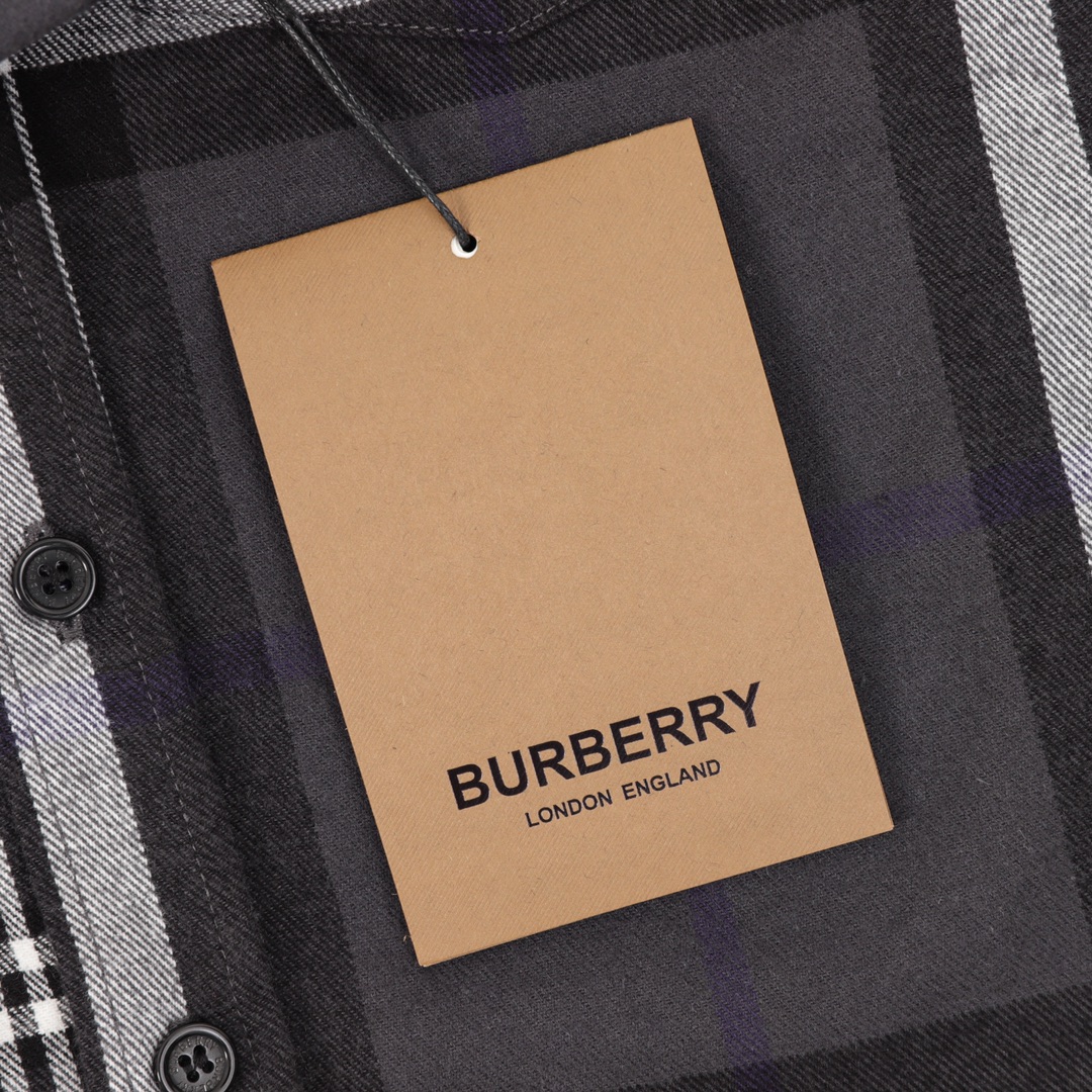 【BURBERRY  公式旗艦店】バーバリー  シャツ ご好評に付き再入荷 241119