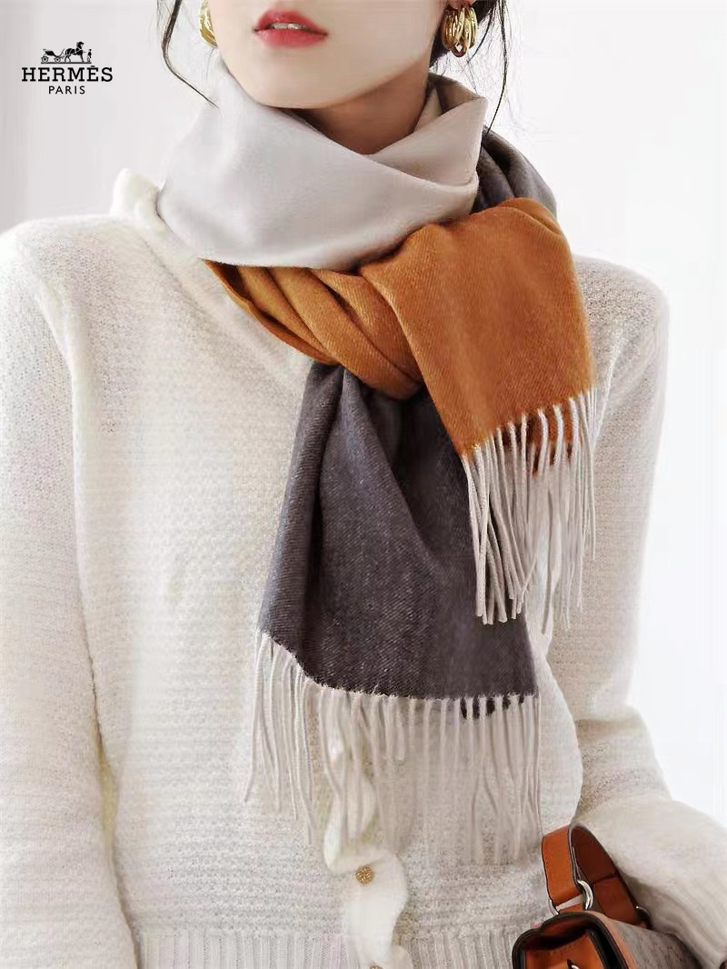 【HERMES エルメス 】スカーフ   32*190CM  241109