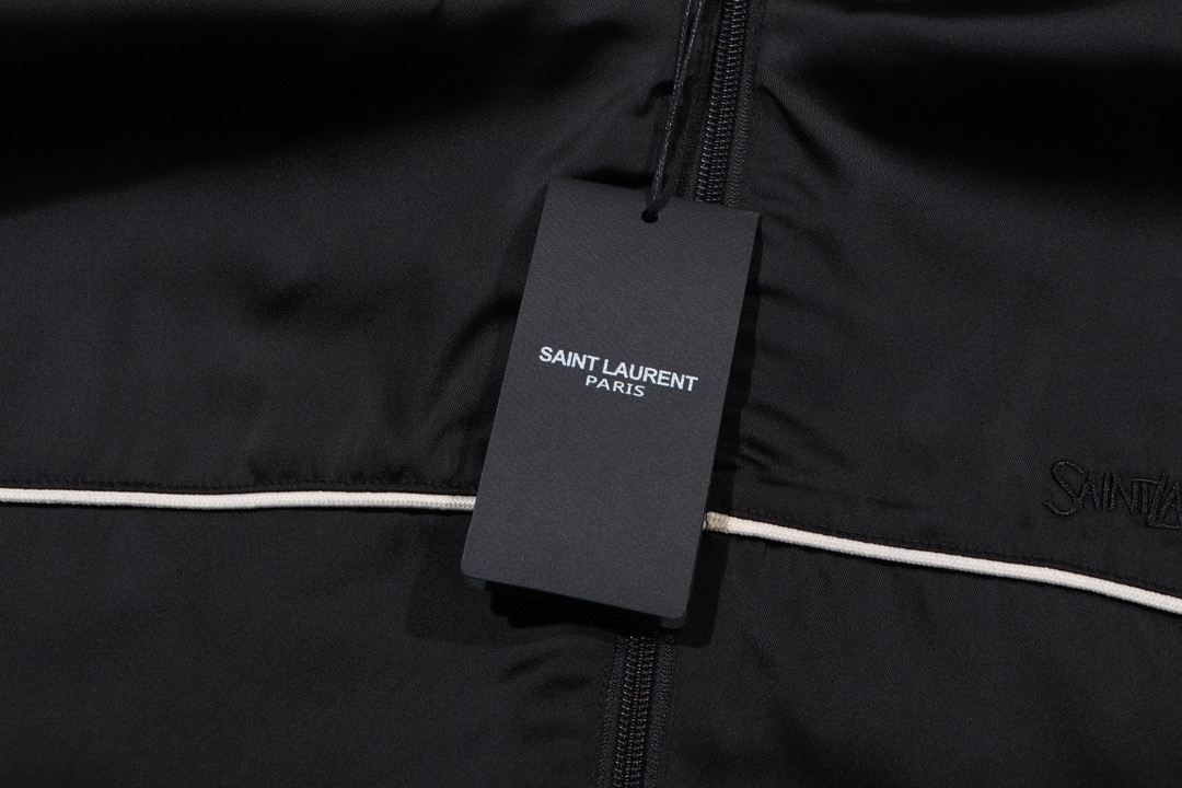 【YSL SAINT LAURENT  公式旗艦店】サンローラン  ジャケット着 好評に付き再入荷！241113