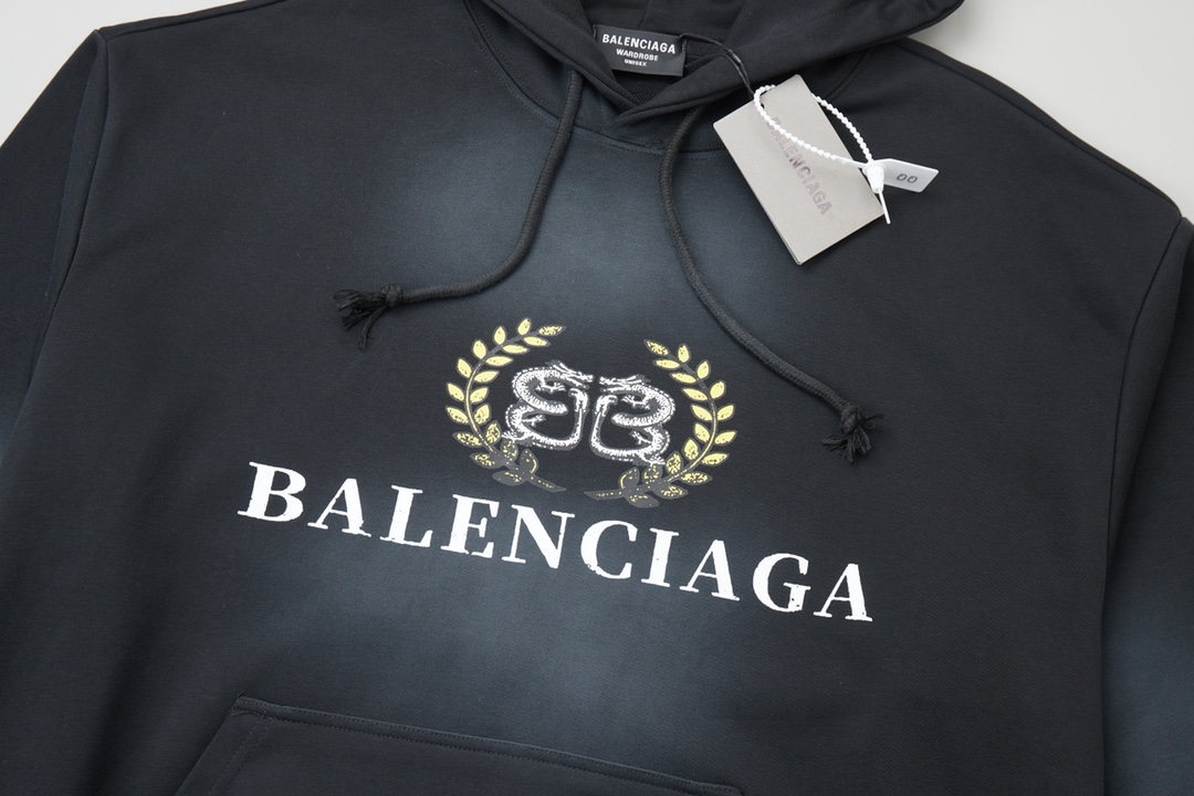 【BALENCIAGA 公式旗艦店】バレンシアガ パーカー スウェット ご好評に付き再入荷！241120