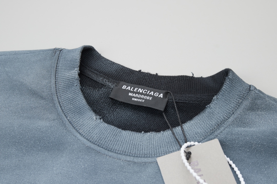 【BALENCIAGA 公式旗艦店】バレンシアガ 丸首の衛衣 スウェット ご好評に付き再入荷！241120