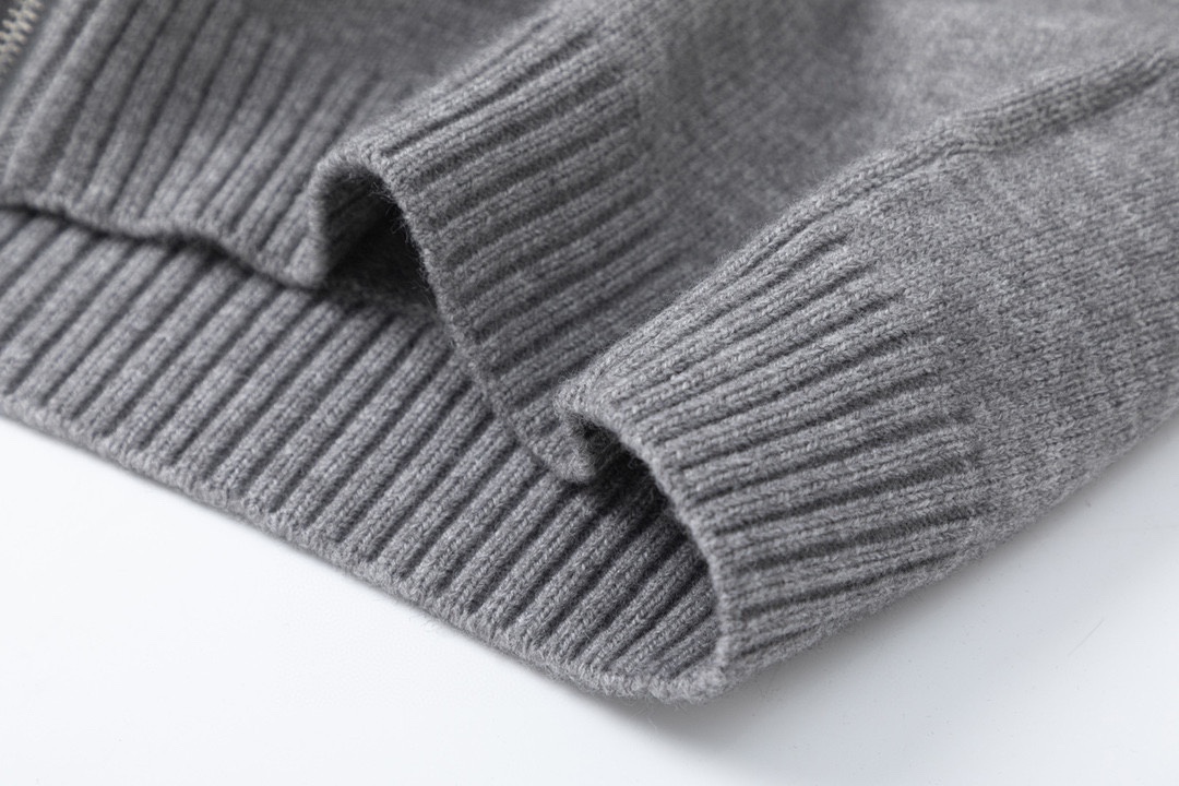 【PRADA  公式旗艦店】プラダ   セーター好評に付き再入荷！241115