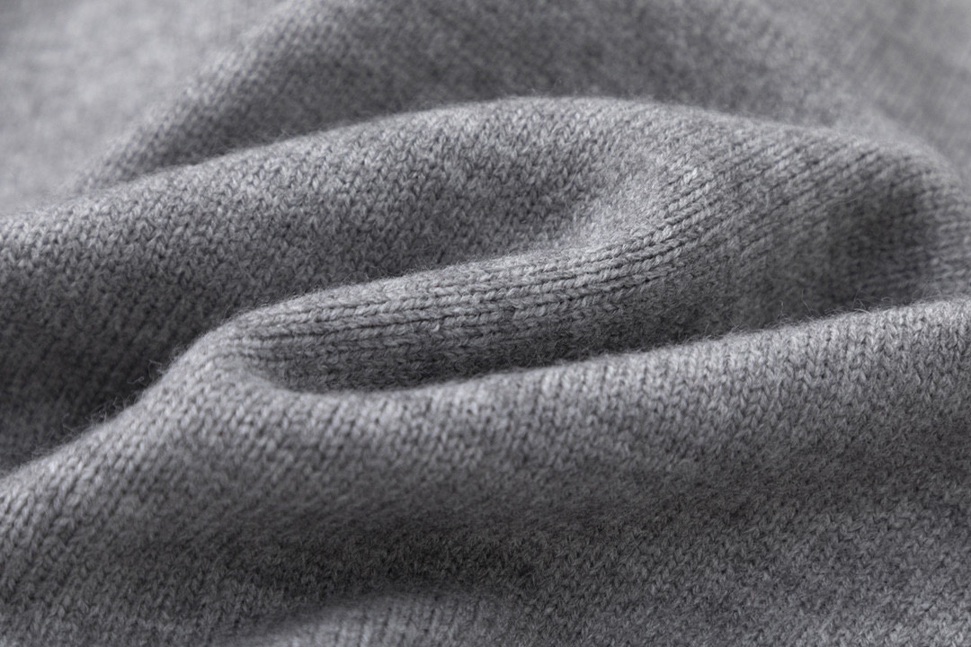 【PRADA  公式旗艦店】プラダ   セーター好評に付き再入荷！241115