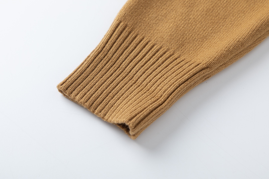 【DIOR  公式旗艦店】ディオール   セーター好評に付き再入荷！241115