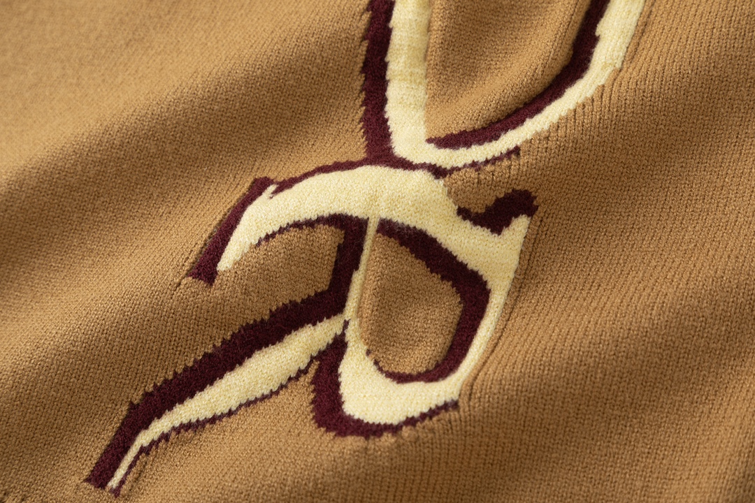 【DIOR  公式旗艦店】ディオール   セーター好評に付き再入荷！241115