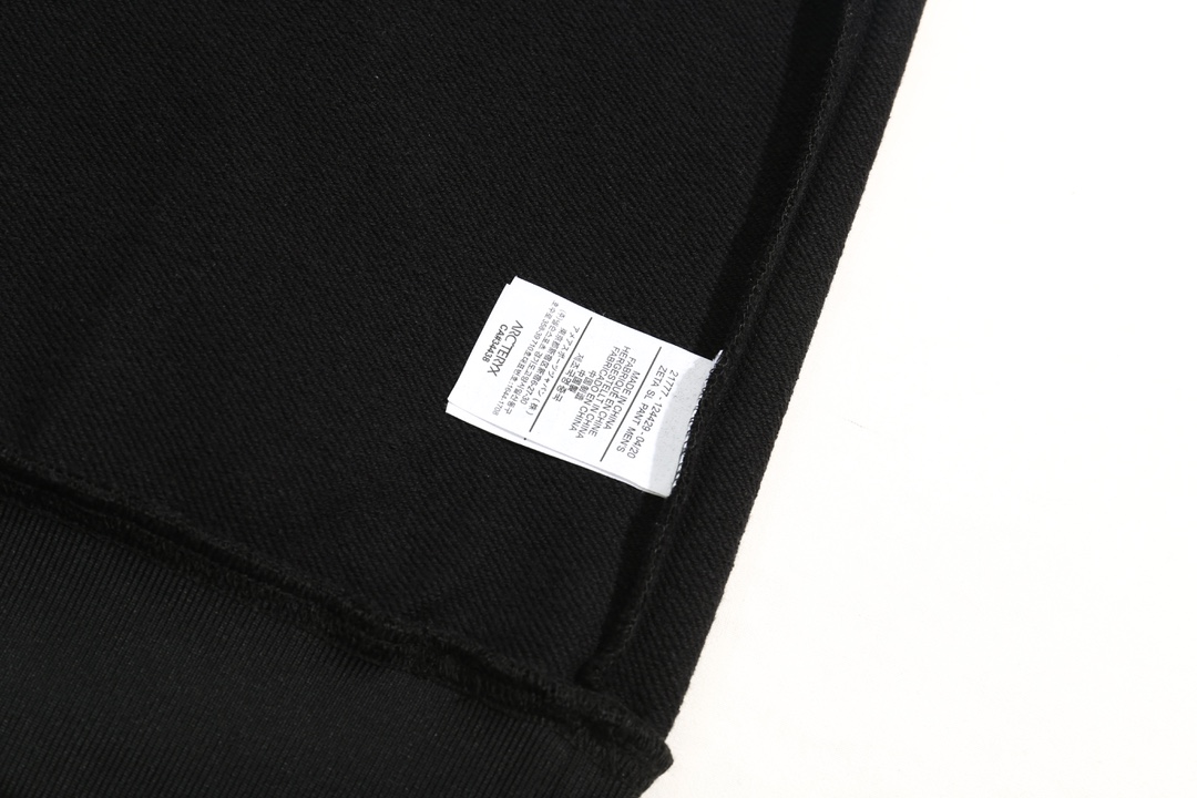 【ARCTERYX 公式旗艦店】アークテリクス  丸首の衛衣  スウェット ご好評に付き再入荷！241121