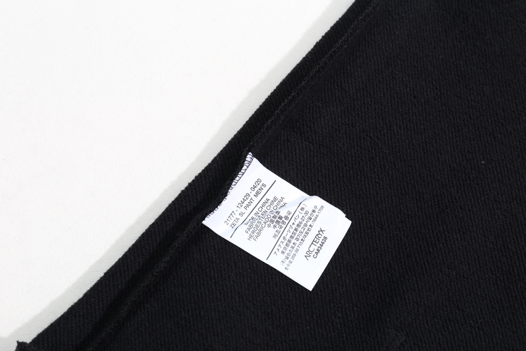 【ARCTERYX 公式旗艦店】アークテリクス  パーカー  スウェット ご好評に付き再入荷！241121