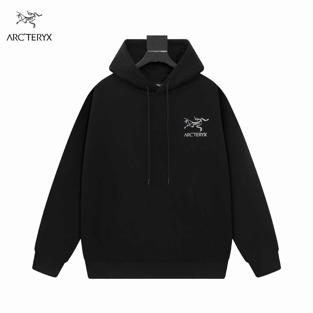 【ARCTERYX 公式旗艦店】アークテリクス  パーカー  スウェット ご好評に付き再入荷！241121
