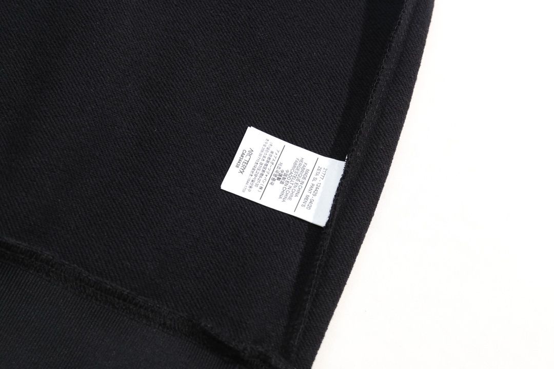 【ARCTERYX 公式旗艦店】アークテリクス  パーカー  スウェット ご好評に付き再入荷！241121